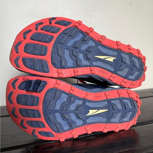 Altra Women’s Superior 5 Running Shoe - Size 7 - Picture 6 of 8